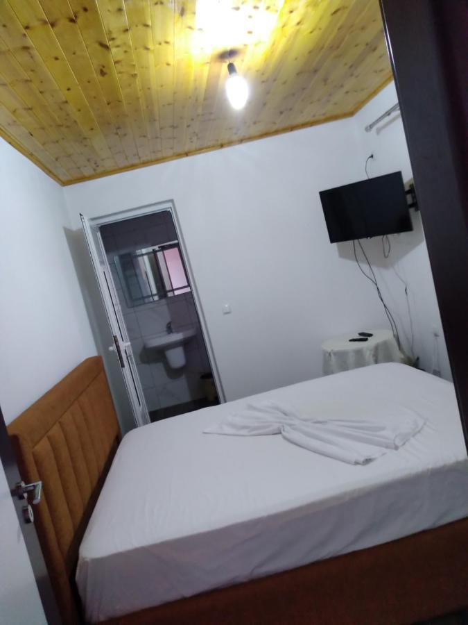 סרנדה Condo Rooms מראה חיצוני תמונה