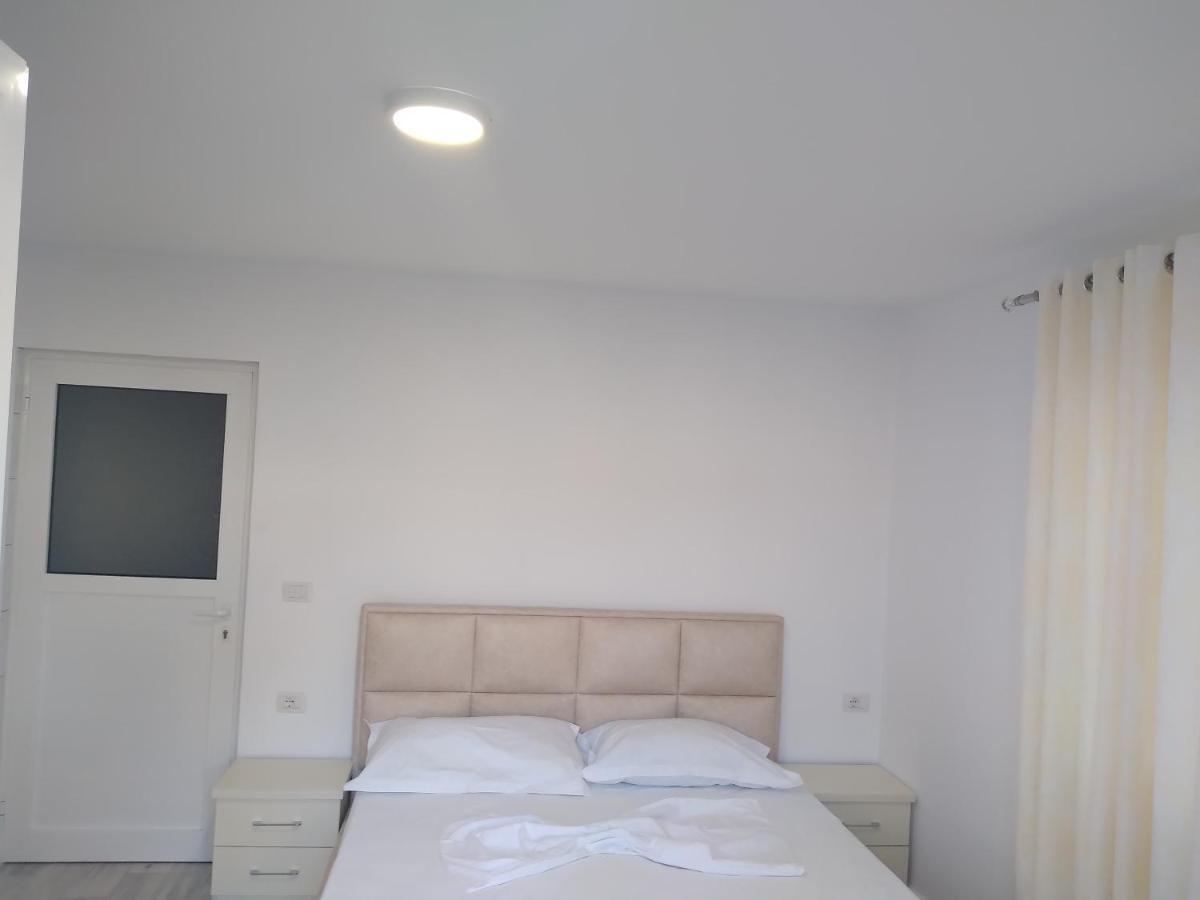 סרנדה Condo Rooms מראה חיצוני תמונה